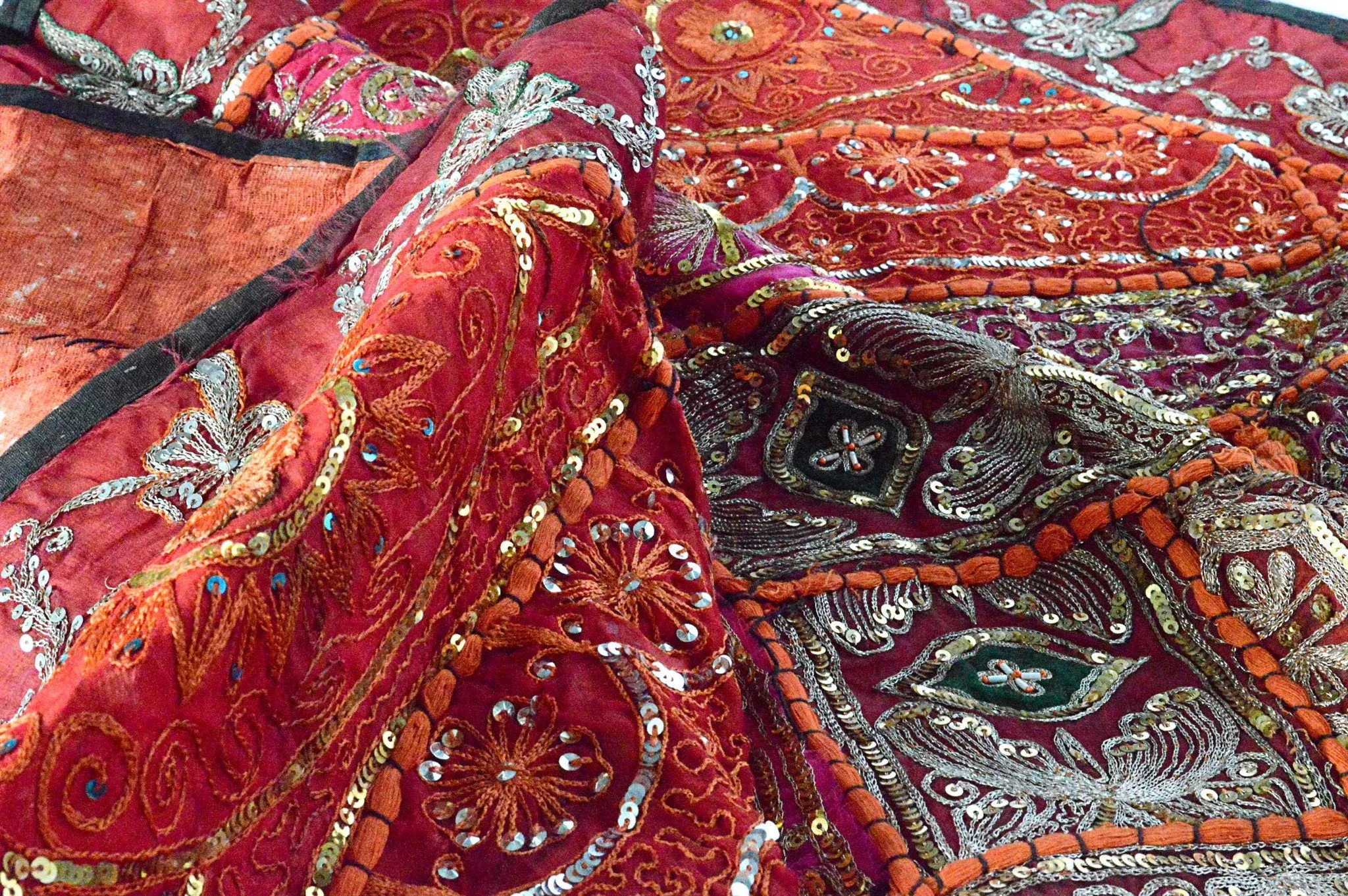 India Drappo Patchwork rosso