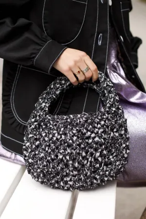 Large Knitted Bag Daisy Black and White