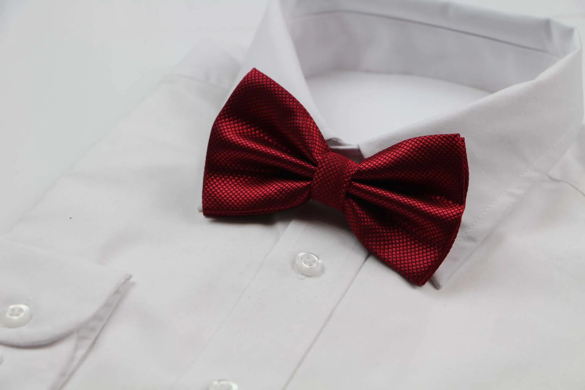 Mens Maroon Plain Coloured Checkered Bow Tie