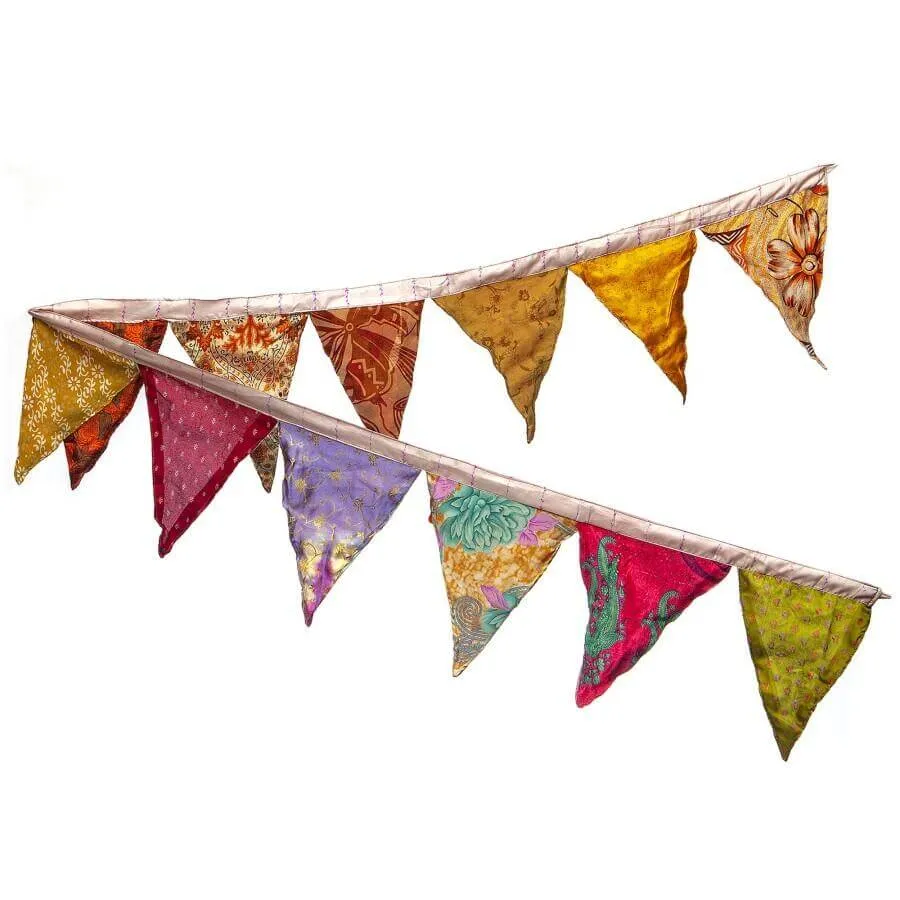 Silk Garland - Fairtrade